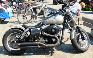 Sacoche Myleatherbikes Harley Dyna Fat bob_14